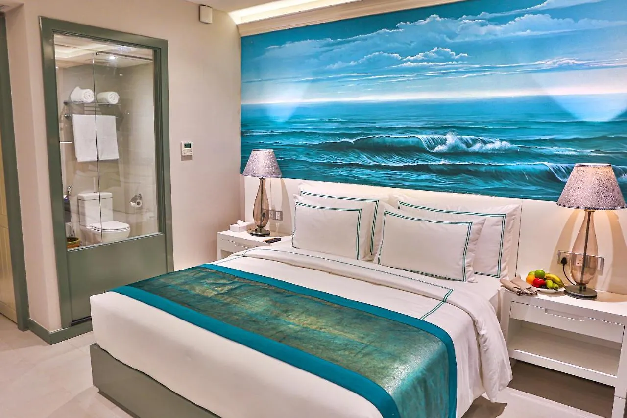 Earl'S Regent Negombo Hotel