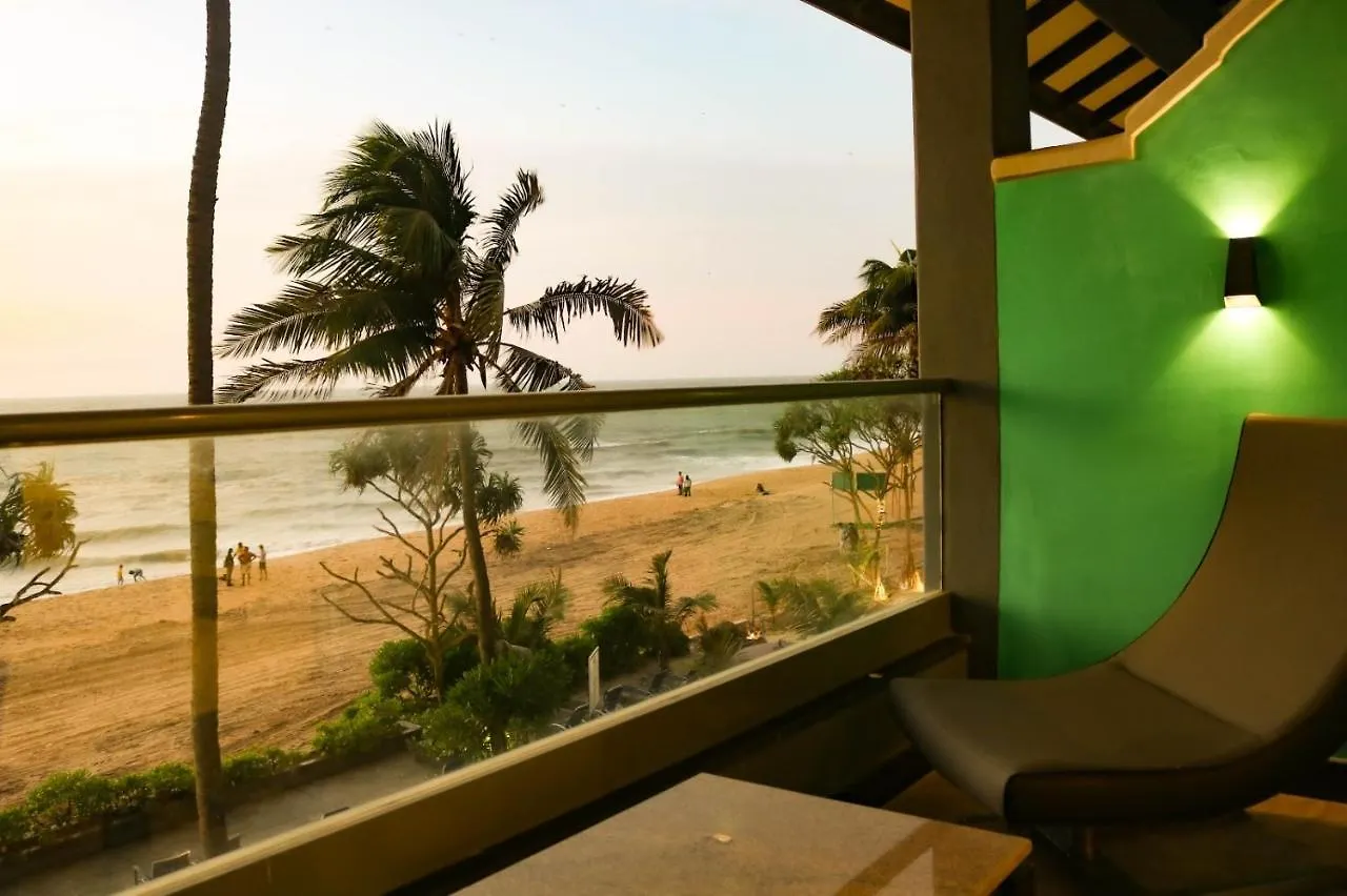 Earl'S Regent Negombo Hotel