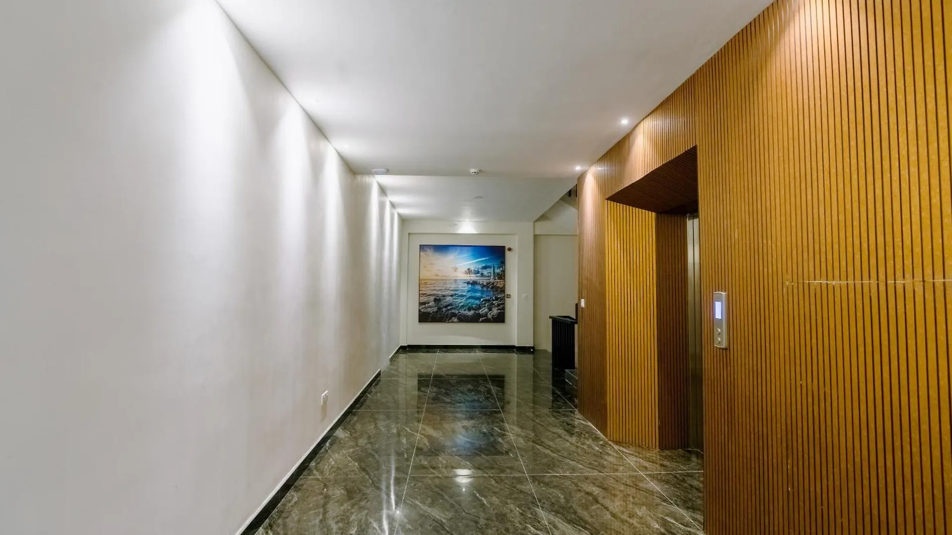 Earl'S Regent Negombo Hotel
